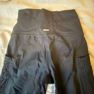 Aerie chill & play pocket leggings